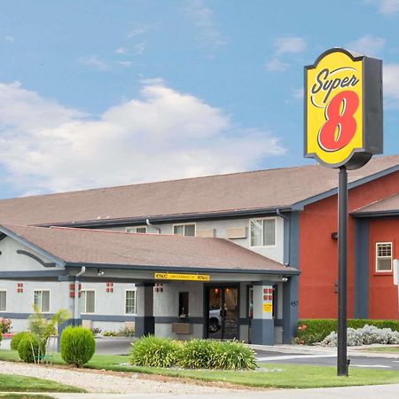 Super 8 By Wyndham Willows Exteriör bild